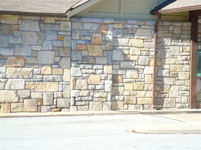 Chestnut Cream completedd wall
