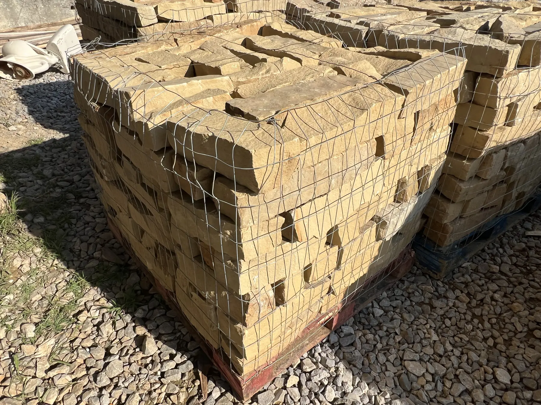 Chestnut Cream CC Strip Rubble 2