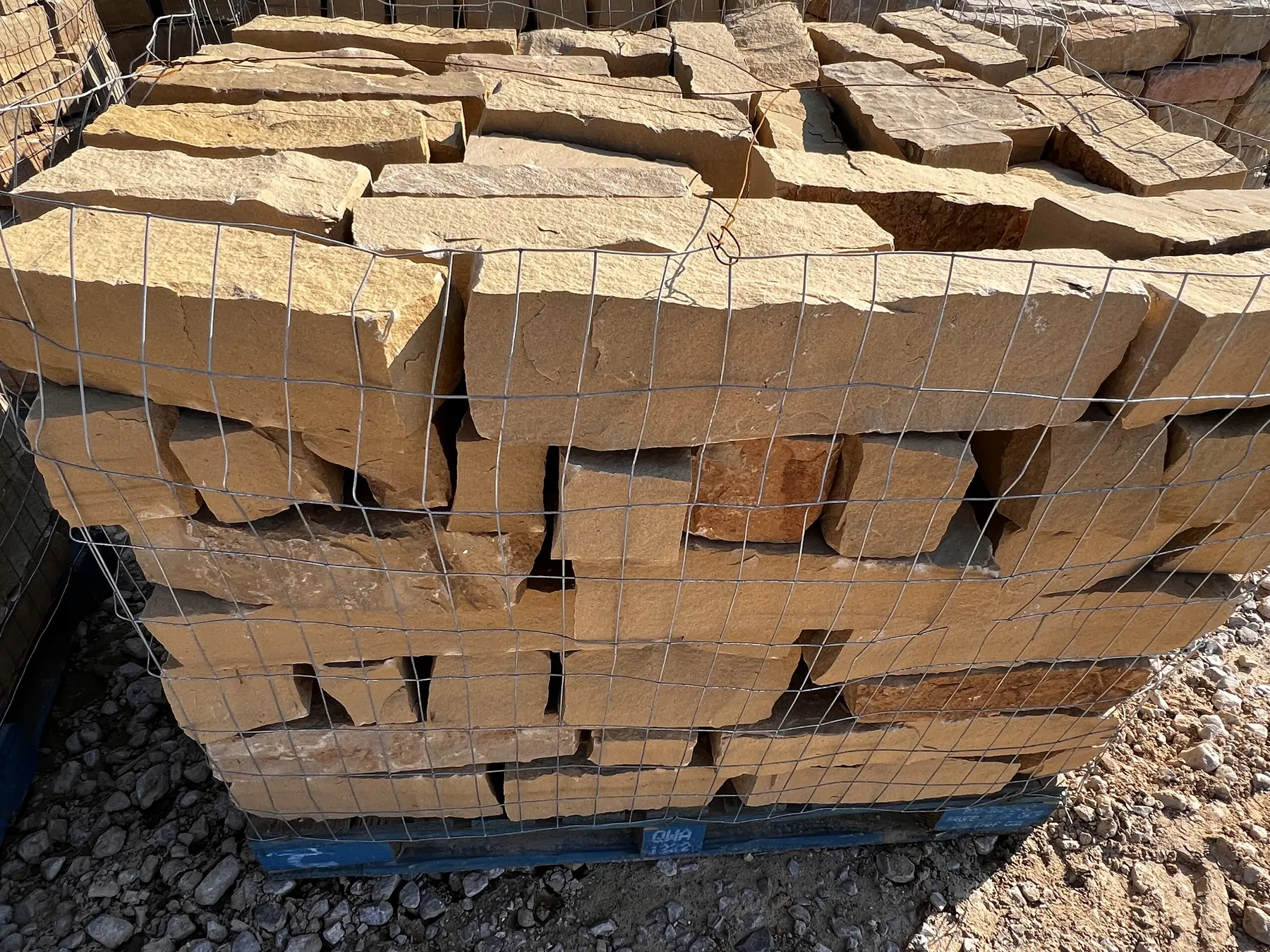 Chestnut Cream CC Strip Rubble