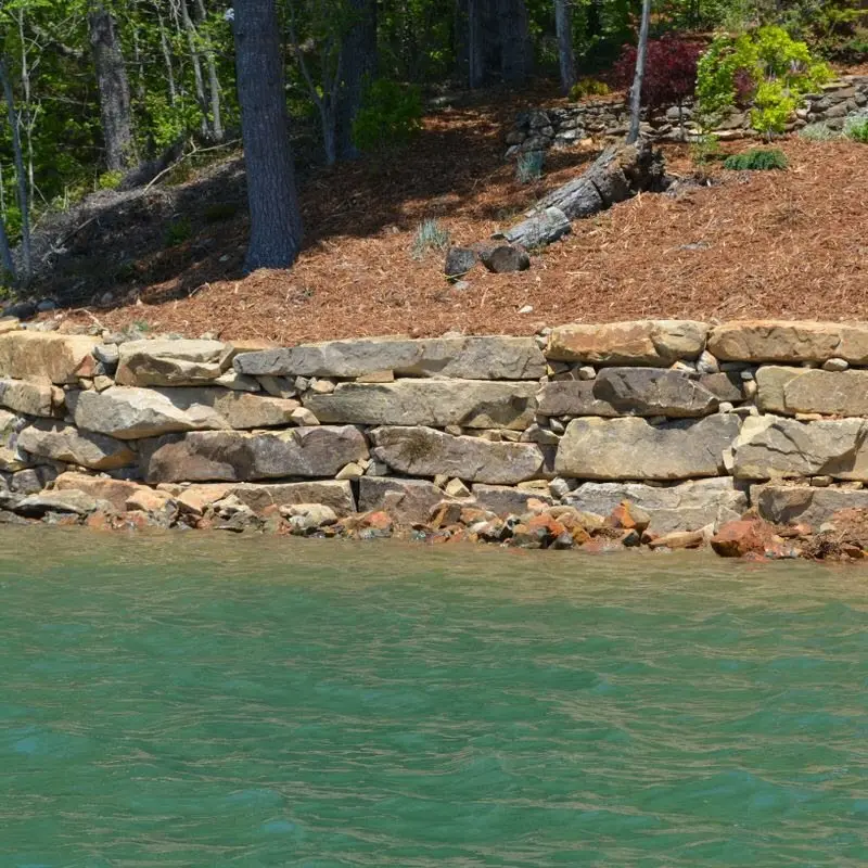 Tennessee Fieldstone sea wall TN Chestnut Cream Stackable Boulders 1