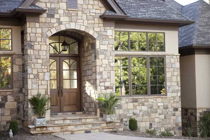 Tennessee Fieldstone fieldstone and chestnut cream ashlar mix