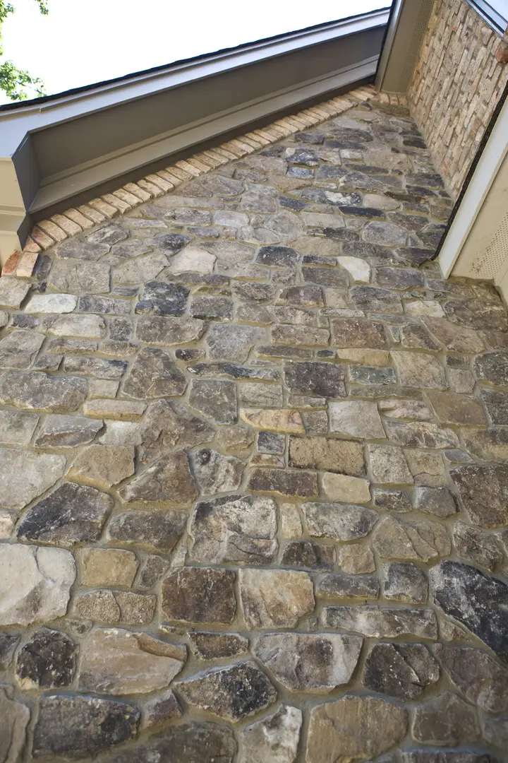 Tennessee Fieldstone commplleteed fieldstone veneer