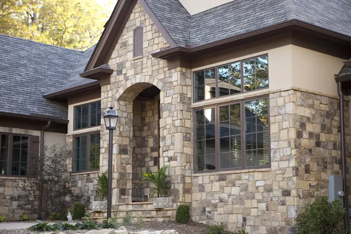 Tennessee Fieldstone Fieldstone adn chestnut cream ashlar