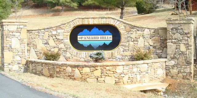Tennessee Fieldstone fieldstone entrance