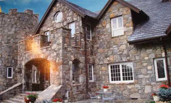 Tennessee Fieldstone Fieldstone full bed ashlar
