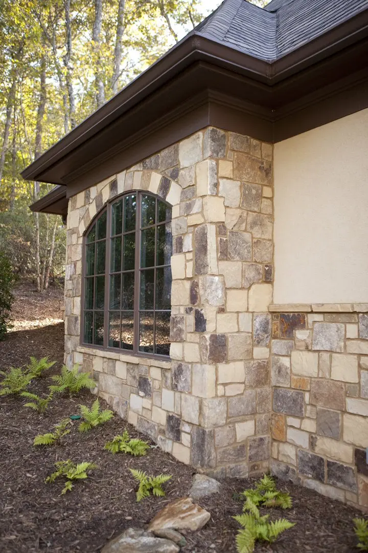 Tennessee Fieldstone FieldstoneAshlarWithSomeSplitFaceShowing