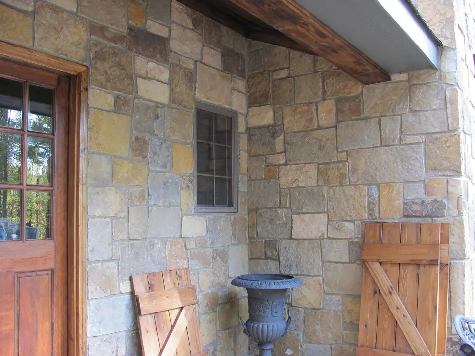 Tennessee Fieldstone Rustic Ripple Ashlar Fullcolor 17