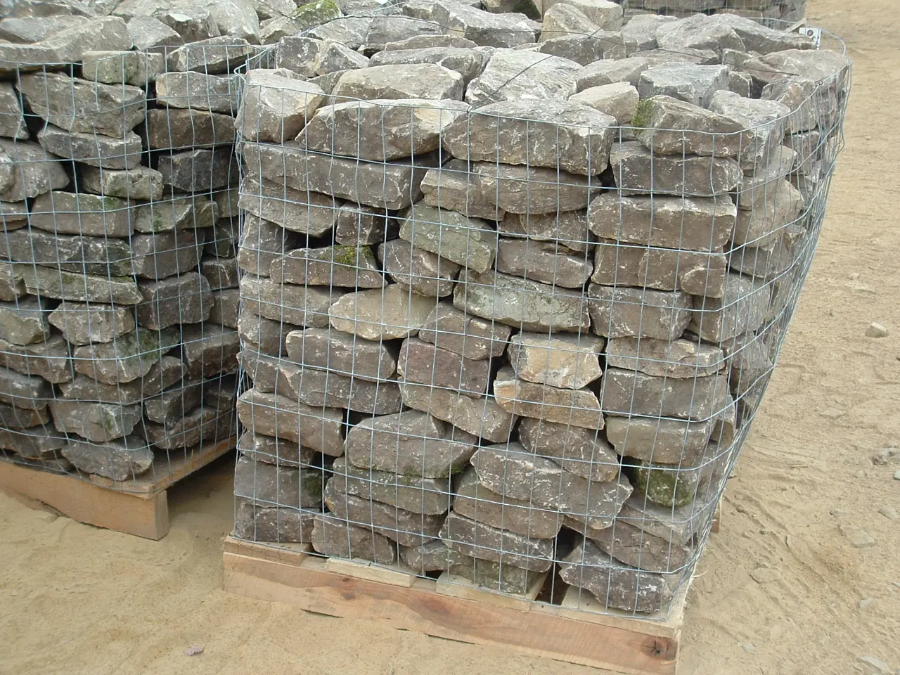 Tennessee Fieldstone fieldstone Medium Stack