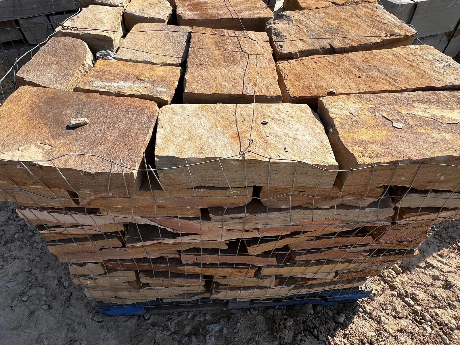 Variegated cut stone